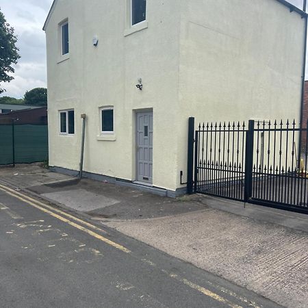 City Apartments College Street Kingston upon Hull Exterior photo